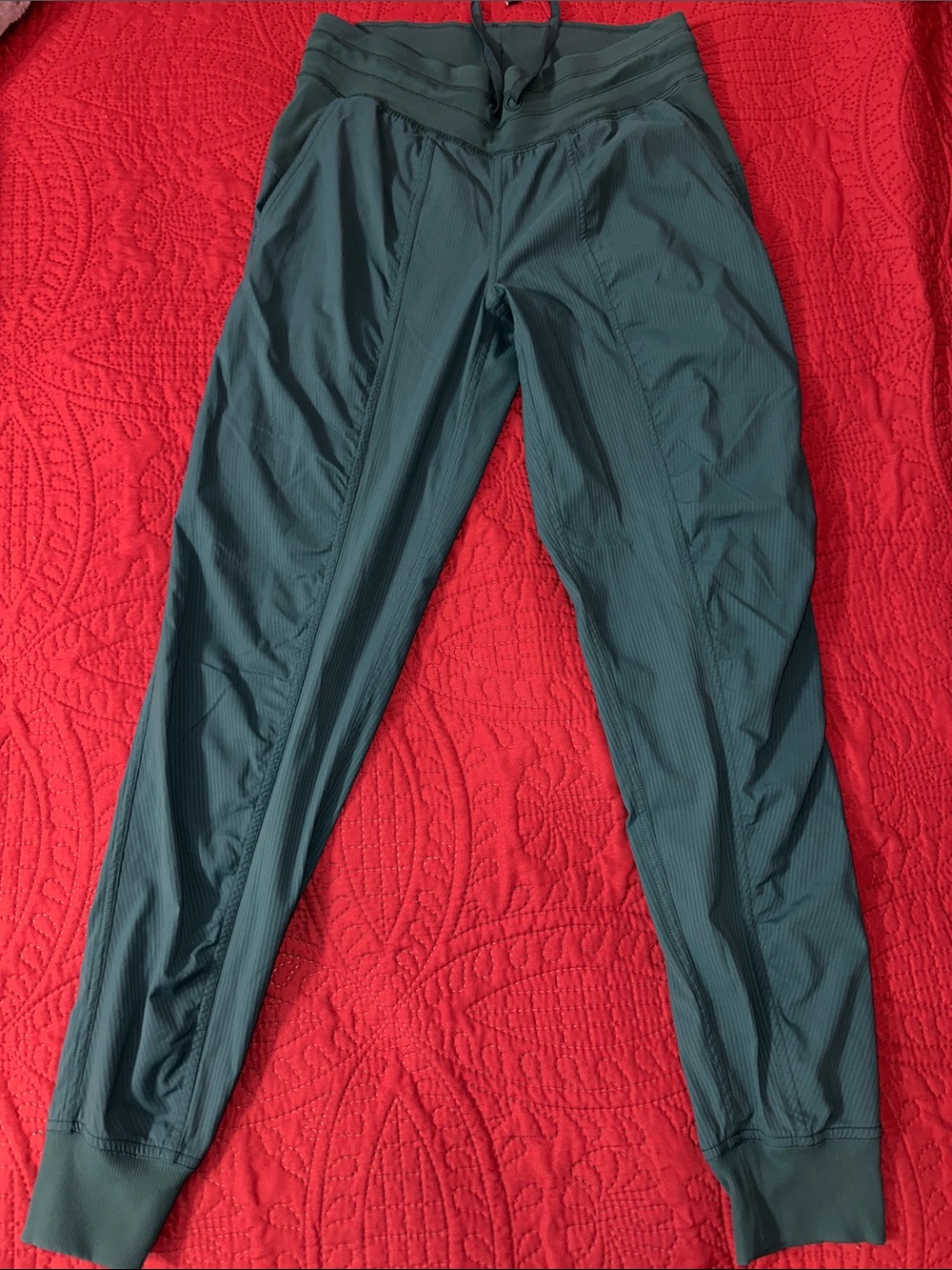 Lululemon Teal Jogger dance studio Pants size 6
